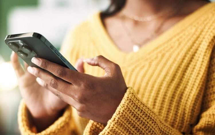 چگونه اعلان‌های آیفون را به ساعت هوشمند غیر اپلی بفرستیم؟