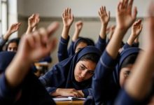 کارزار هزاران دانش‌آموز برای دریافت یارانه؛ پیشنهاد تخصیص ماهانه ۳۰۰ هزار تا یک میلیون تومان به محصلان