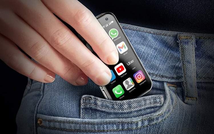 گوشی دوم یا هدیهای خاص؟ NanoPhone همه را شگفتزده میکند