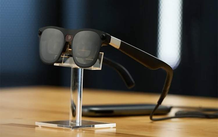 گوگل عینک هوشمند AI خود را در ۲۰۲۶ عرضه میکند