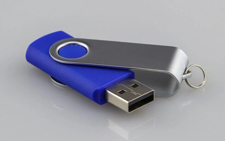 ۵ ابزار رایگان که باید همیشه روی فلش مموری داشته باشید