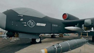 اولین ناو هواپیمابر پرنده دنیا در چین به پرواز درآمد