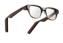 این یک عینک معمولی نیست!