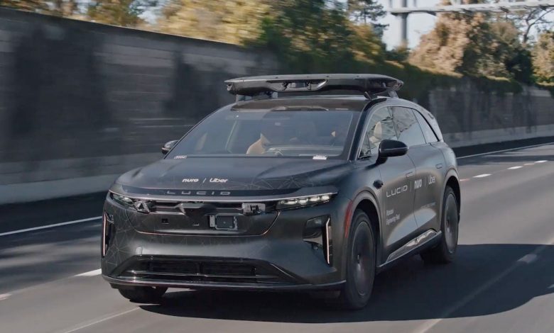 جابه‌جایی مسافر بدون نیاز به راننده؛ این اولین تاکسی خودران اوبر است