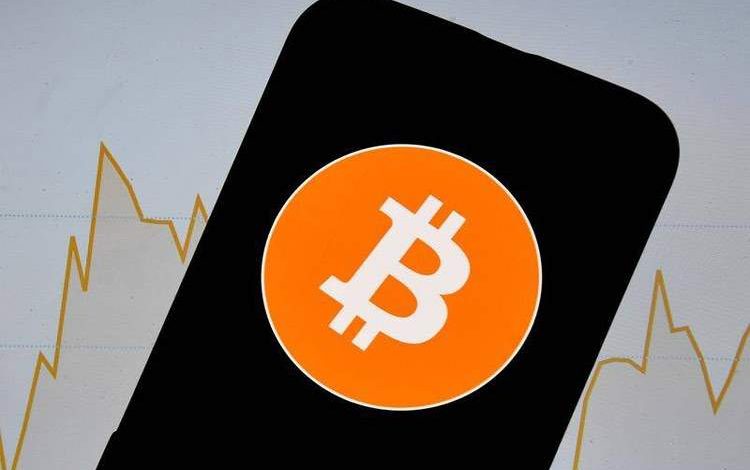 آیا افت بیت‌کوین به محدوده نصف قیمت تاریخی نزدیک است؟