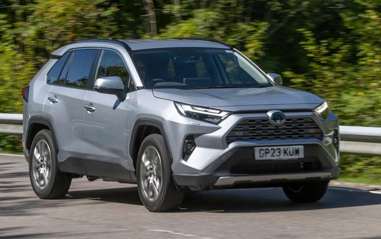 تویوتا RAV4؛ یکی از خارق‌العاده‌ترین خودروهای شاسی‌بلند موجود در بازار