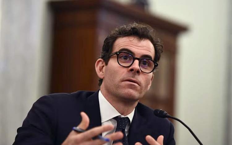 رئیس اینستاگرام در دادگاه: شبکه‌های اجتماعی «اعتیادآور» نیستند