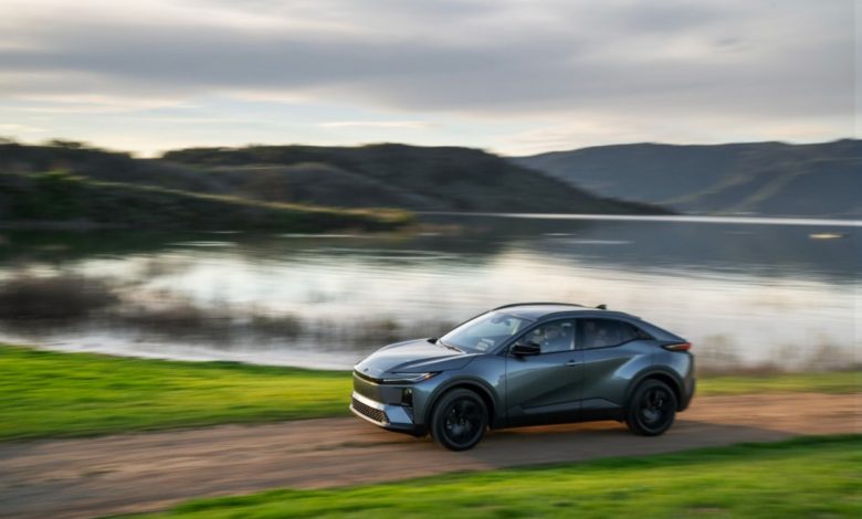 قیمت تویوتا C-HR مشخص شد؛ هاچ‌بک جذاب ژاپنی