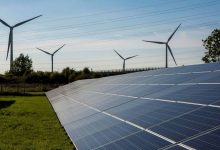 وزارت نیرو: ۶۴۰۰ مگاوات نیروگاه تجدیدپذیر در حال احداث است