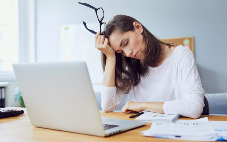 چرا دهه ۴۰ زندگی خسته‌کننده‌ترین دوره است