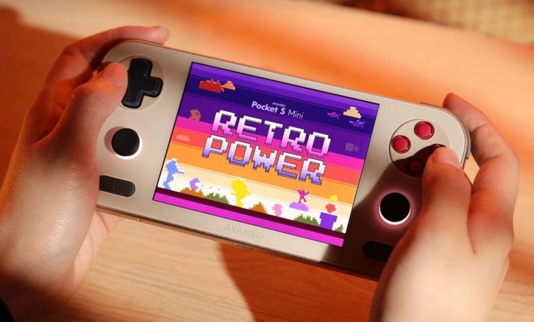 کنسول دستی اندرویدی Pocket S Mini با ابعاد بسیار جمع‌و‌جور معرفی شد